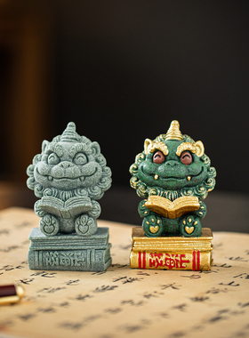 国潮瑞兽狮子彩金摆件桌面装饰品