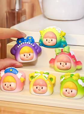 甜心小妹萌粒公仔树脂桌面小摆件小礼品抖音直播间对对碰盲袋