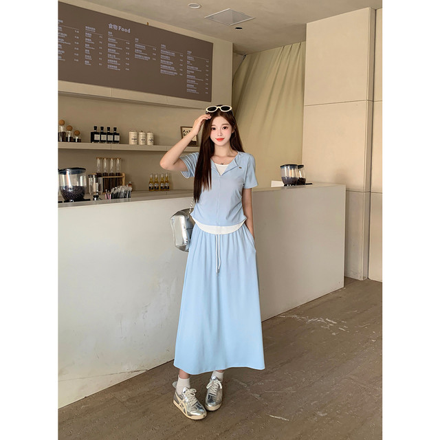 ລະດູຮ້ອນ 2026 ຮູບແບບໃໝ່ ໄຂມັນ mm plus size women Korean slim casual contrasting color splicing short-sleeved T-shirt + skirt suit