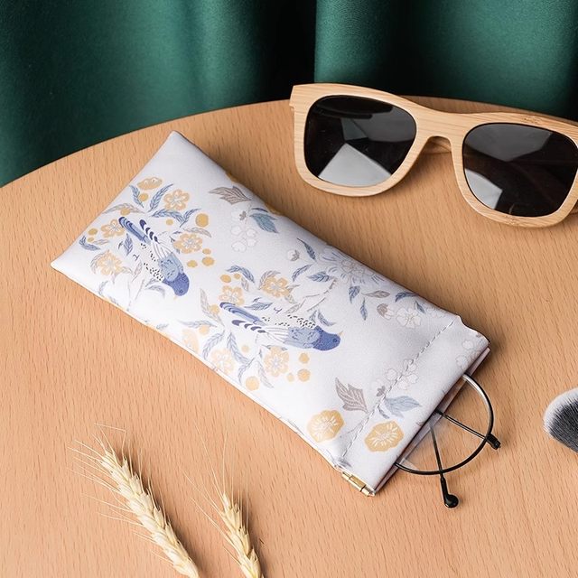 Automatic closing makeup bag glasses storage bag open and close coin wallet card bag lipstick storage bag shrapnel storage bag