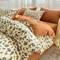 Простой леопардовый принт [доступна для дышащей мамы и ребенка в дружеской атаке]