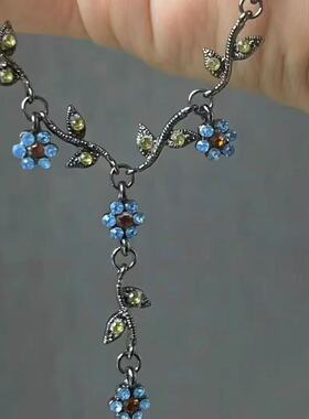 夏季氛围感中古小花项链新款2025爆款简约森系锁骨链古着复古颈链