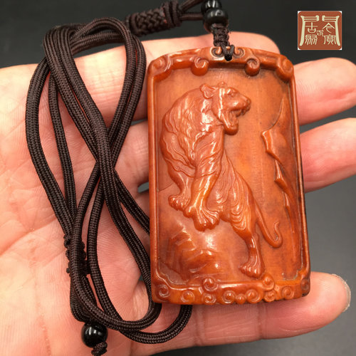 天然西藏牦牛骨莲年有余钟馗双龙护主牌子复古吊坠项链手链手串 - 图1