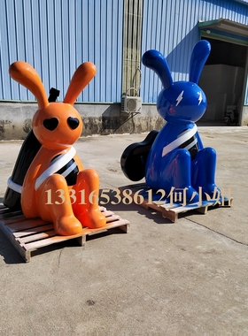 定制企业品牌创意动漫卡通人物玻璃钢雕塑形象吉祥物大型公仔摆件