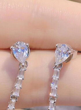 纯天然高品质缅甸无烧红宝石耳坠18K晶体通透艳如烈火精工镶嵌
