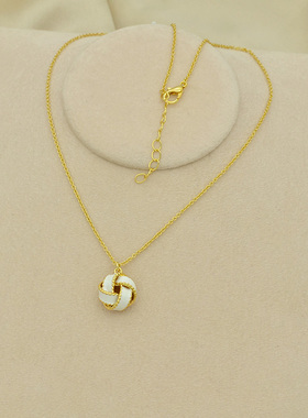 兰迪德诺复古爱心吊坠锁骨链