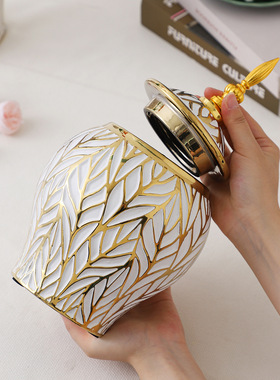 法式轻奢浮雕电镀白金色陶瓷罐