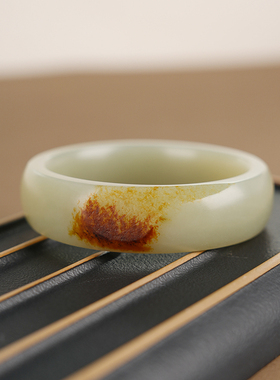 领玉人和田玉籽料黄沁皮手镯