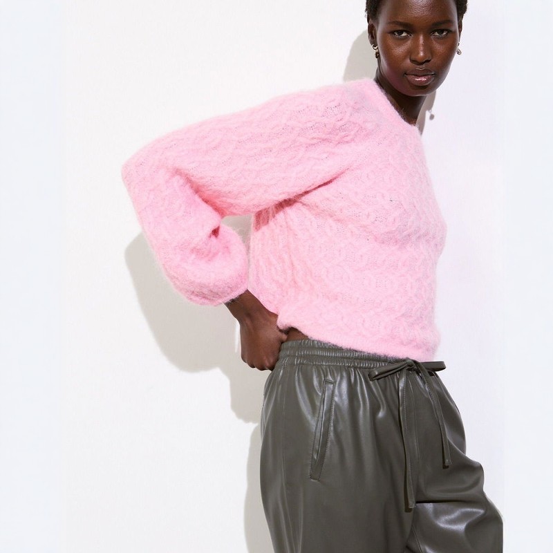 英伦美学OB 女款  粉色麻花泡泡袖宽松针织衫 D583,淘宝优惠券,粉丝福利购,淘宝优惠卷