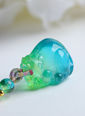 天然巴西老矿碧玺雕刻貔貅搭配彩虹西瓜碧圆珠卢比来鸽血红毛衣链