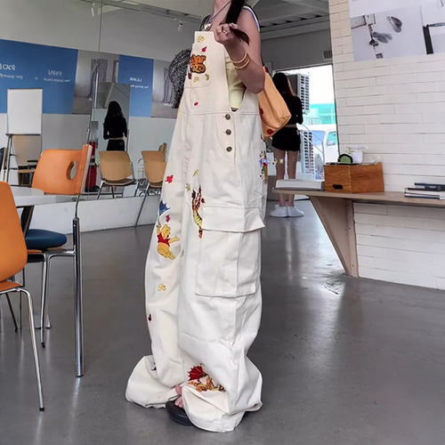 特大码女装胖mm美式慵懒风甜酷卡通小众刺绣牛仔背带裤宽松阔腿裤 - 图1