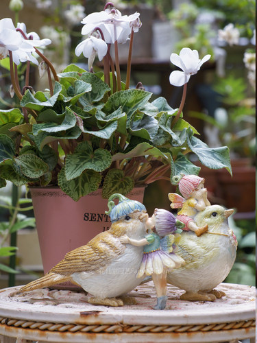 可爱出口原厂精致树脂花仙子小鸟精灵摆件花园阳台装饰品杂货一对 - 图0