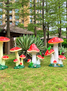 玻璃钢雕塑发光仿真蘑菇摆件花园庭院草坪微景观植物美陈装饰小品