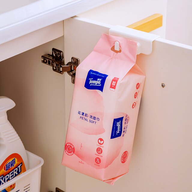 Bedside hanging basket baby bedside fence storage rack