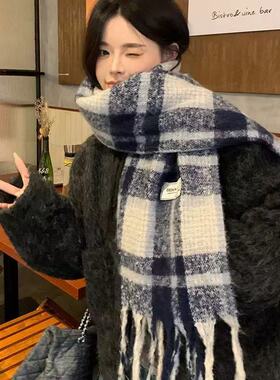 粉色格子仿马海毛冬季保暖围巾女