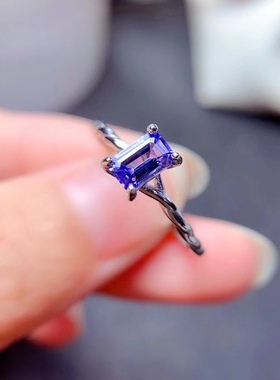 纯银镀白金天然深邃蓝坦桑石长方扭花简洁大气时尚个性戒指活口