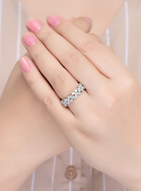 卓蝶珠宝马眼唯美风花簇宽版戒指