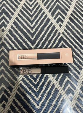 NARS面部甜心遮瑕蜜修饰肤色遮瑕
