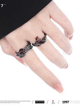 暗黑复古血月液态不规则情侣戒指