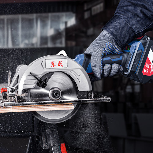 东成锂电池电圆锯充电式木工锯手提锯东城电锯电动切割机 - 图2