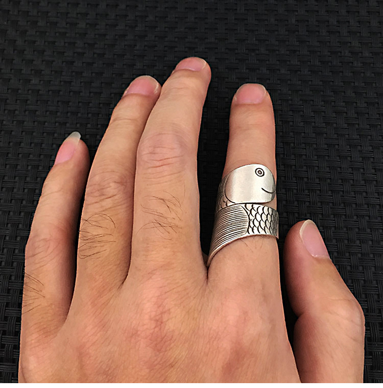 Born Free/奔放S925纯银流行饰品泰国清迈手工银年年有鱼戒指指环 - 图1