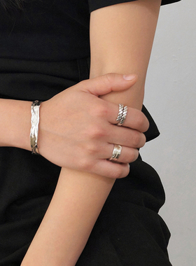 LFLM 2025新款时尚冷淡风戒指女小众设计感甜酷气质简约个性指环