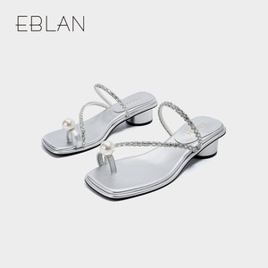 EBLAN/伊伴夏天凉拖鞋女外穿仙女风中跟套指珍珠凉鞋女EU242437S