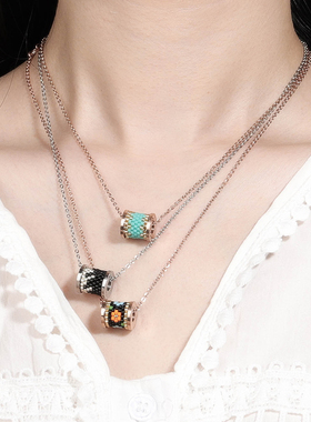 彩色手工编织日本进口吊坠项链