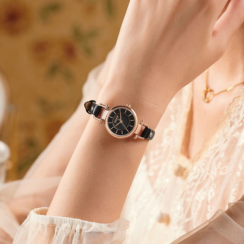 聚利时手表女款官网2025新款正品复古小圆表学生皮带石英防水女表 - 图3