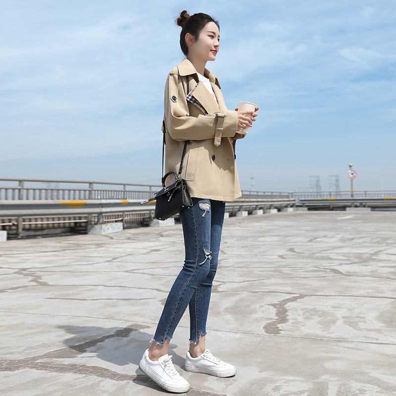 春秋裝新款小個子時尚流行短款氣質休閑薄外套 2019 風衣女 waitmore 春秋裝新款小個子時尚流行短款氣質休閑薄外套 2019 風衣女 waitmore