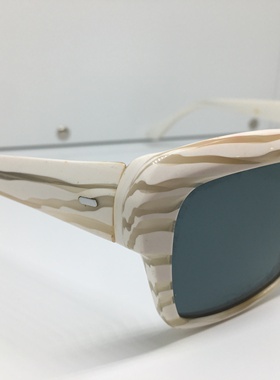 中古白色板材厚实方框大框太阳眼镜墨镜