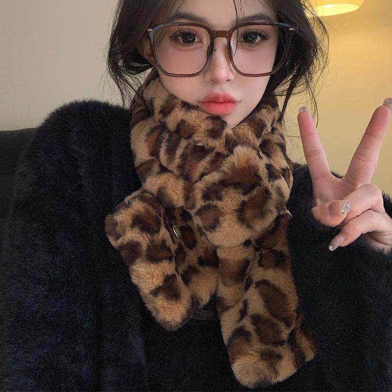 2025新款毛绒豹纹围巾女秋冬季毛毛围脖韩系氛围感保暖小巧毛领,淘宝优惠券,粉丝福利购,淘宝优惠卷