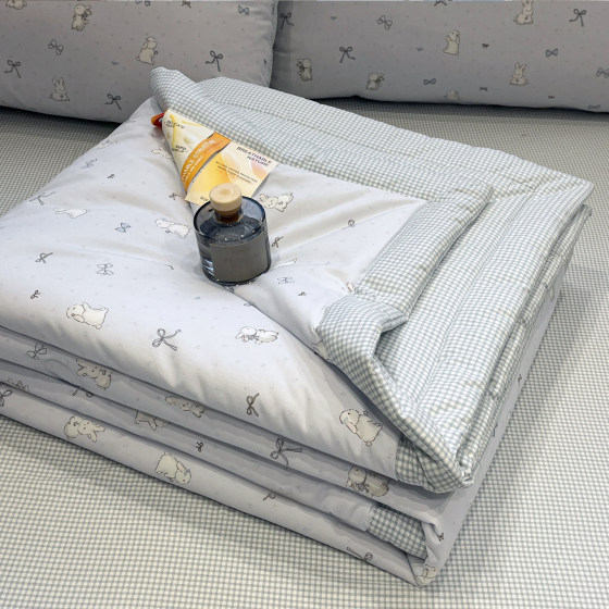 Can sleep naked Class A elegant cotton soybean summer quilt four-piece set