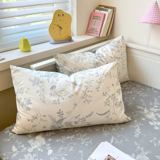 All-cotton skin-friendly four-piece set with cute cartoons and no pilling