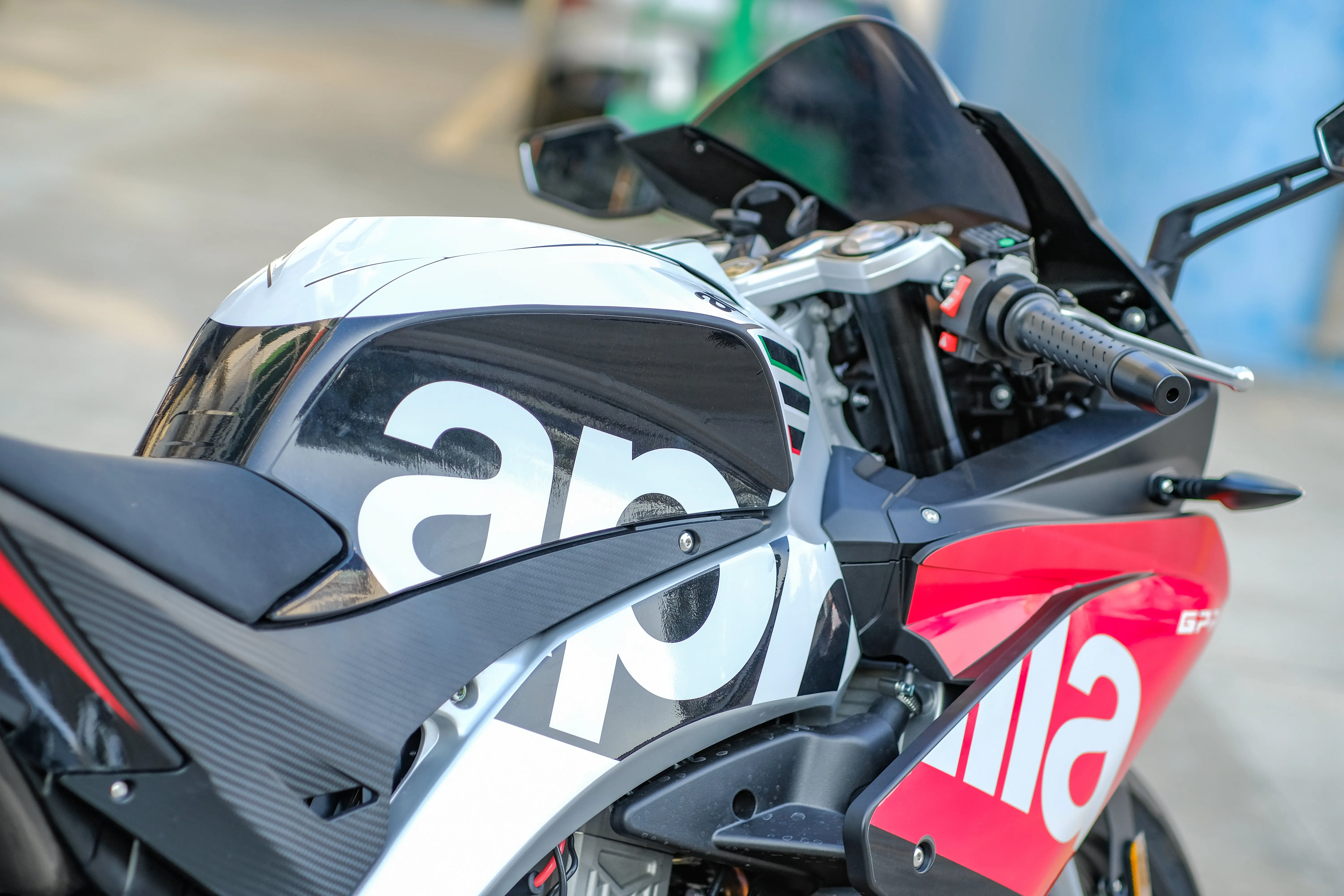 Подходит для Aprilia GPR250R 150R наклейка защиты кузова полная наклейка на автомобиль, рисунок цветок наклейка пленка модификация