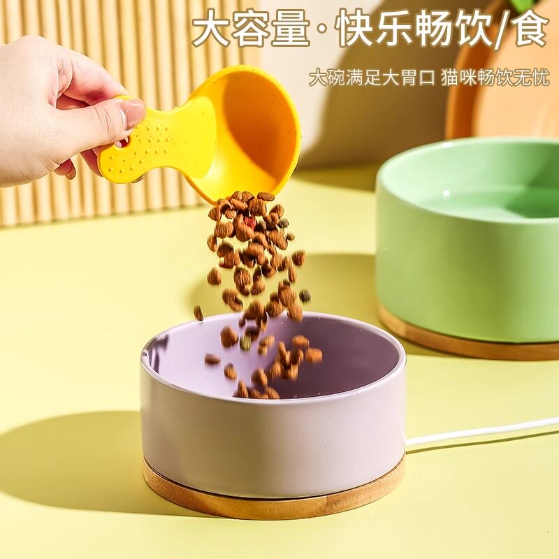 猫咪饮水机恒温加热水碗酸奶机宠物喝水四季通用狗狗保温实木底座