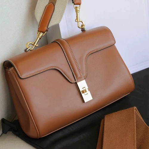 Сумка через плечо, бретели, вместительный и большой замок, из натуральной кожи, коллекция 2022