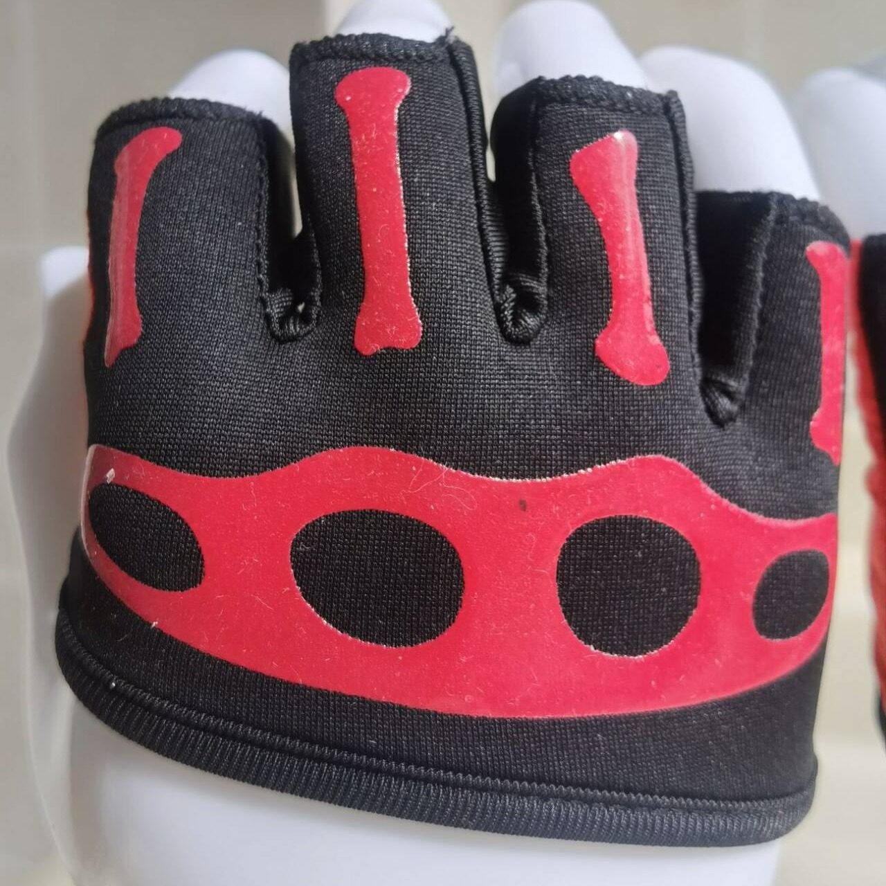 2025夏季新款健身手套男撸铁单杠护手女瑜伽训练防起手茧运动护掌,淘宝优惠券,粉丝福利购,淘宝优惠卷