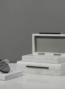 现代轻奢皮革饰品首饰盒装饰摆件高级感收纳卧室衣帽间软装搭配