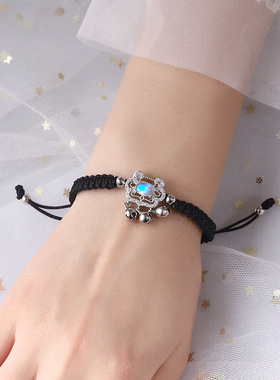 天蓝月光石 平安长命锁手链女ins小众设计抖音同款情侣黑红手绳
