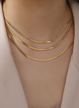 三层扁蛇骨链气质简约欧美风ins穿搭叠戴项链女百搭感刀片链