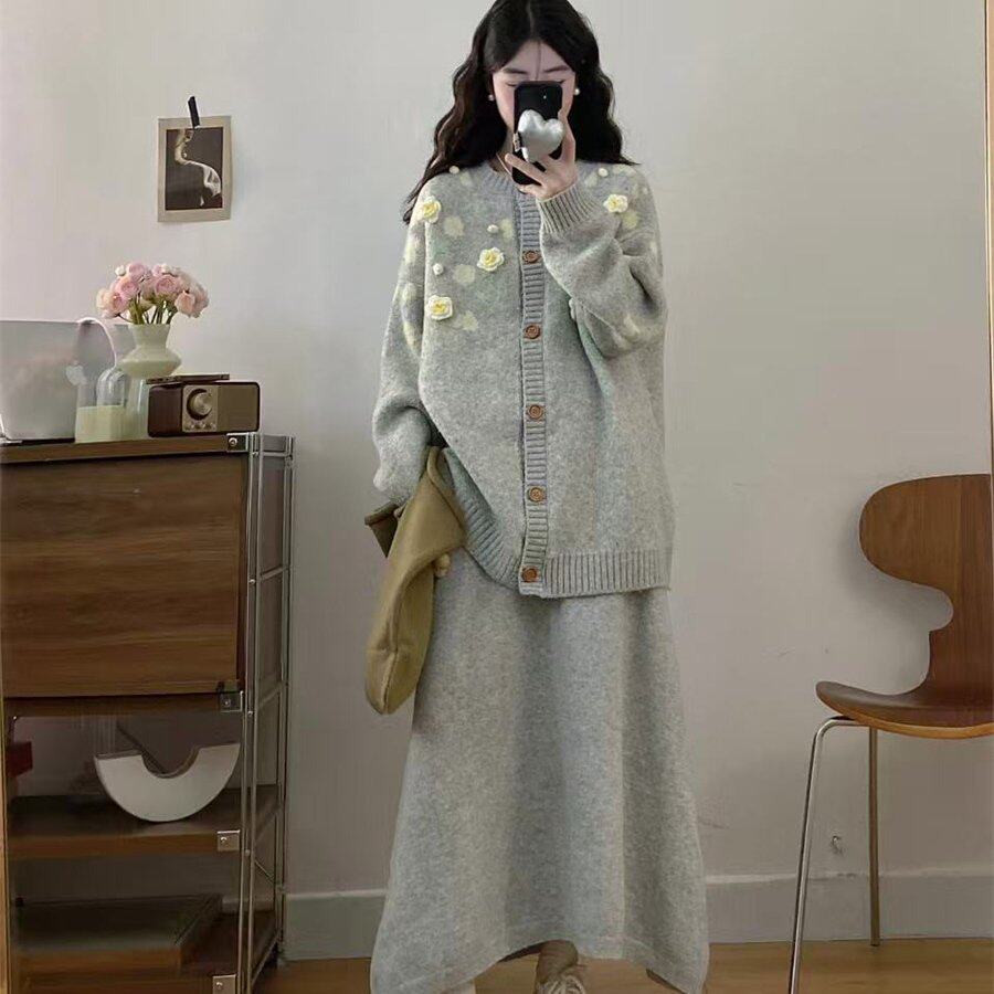 大码立体花朵温柔软糯针织开衫+针织半身裙新款复古毛衣套装,淘宝优惠券,粉丝福利购,淘宝优惠卷