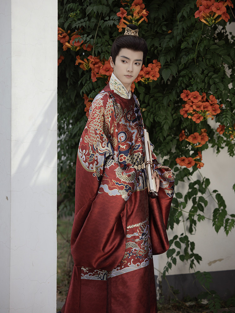 卿如故原创汉服御赐蟒袍红色仿妆花明制圆领袍男款汉婚服暗纹复原,淘宝优惠券,粉丝福利购,淘宝优惠卷