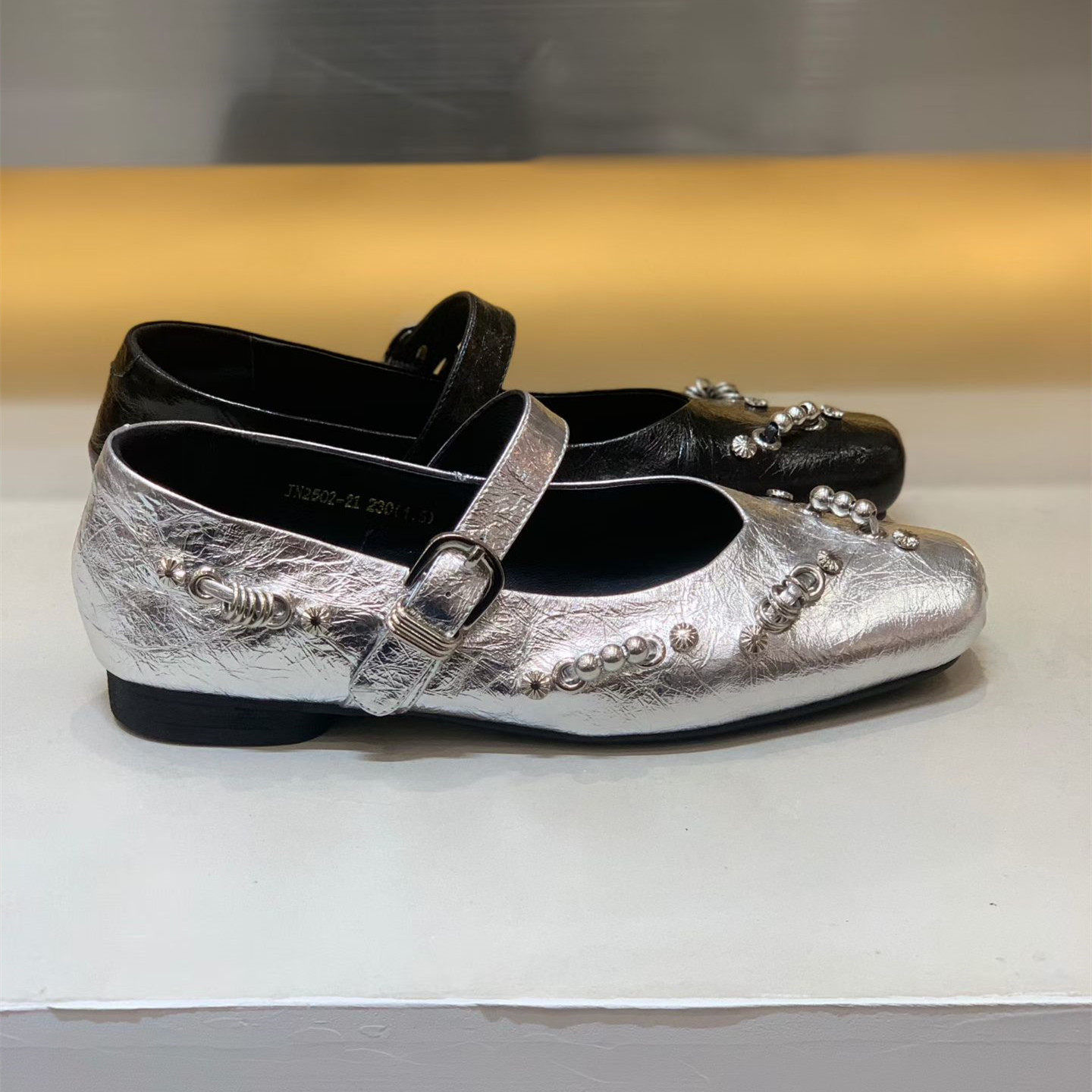 2026春季新款浅口复古朋克风铆钉玛丽珍鞋女一字扣带方头平底单鞋,淘宝优惠券,粉丝福利购,淘宝优惠卷