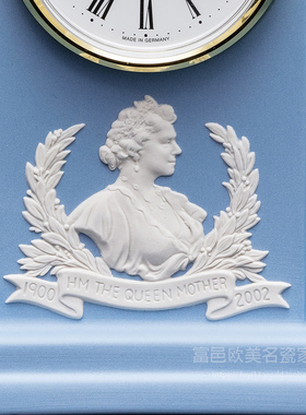 Wedgwood2002浮雕玉石纪念桌钟