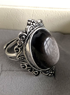 天然镶嵌银曜石戒指食指