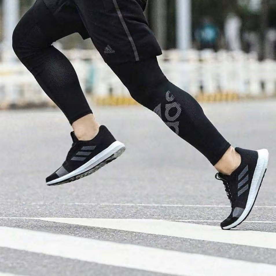 adidas SenseBoost Go 减震防滑耐磨轻便透气跑鞋F33908 - 图1