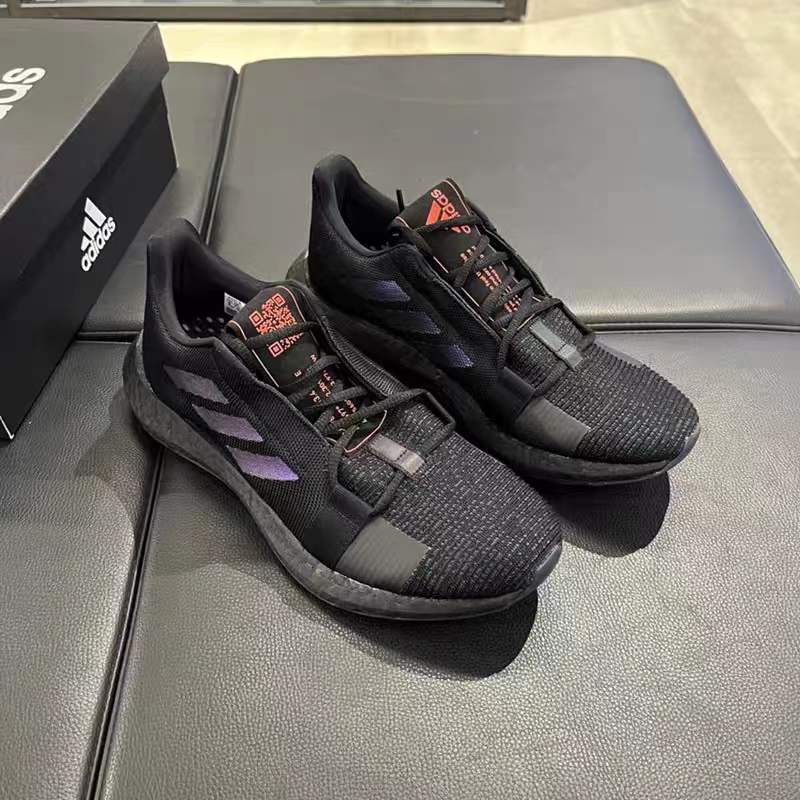 Adidas 阿迪达斯 Senseboost 男款减震舒适轻便运动跑步鞋 EF0709