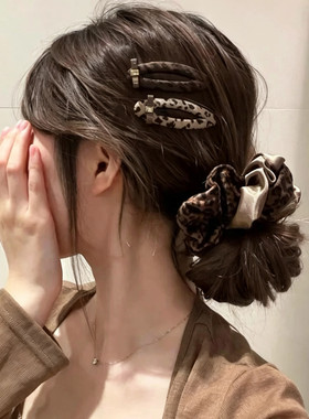 秋冬丝绒撞色豹纹大肠发圈百搭丸子头发绳头花韩系高级感发夹发饰