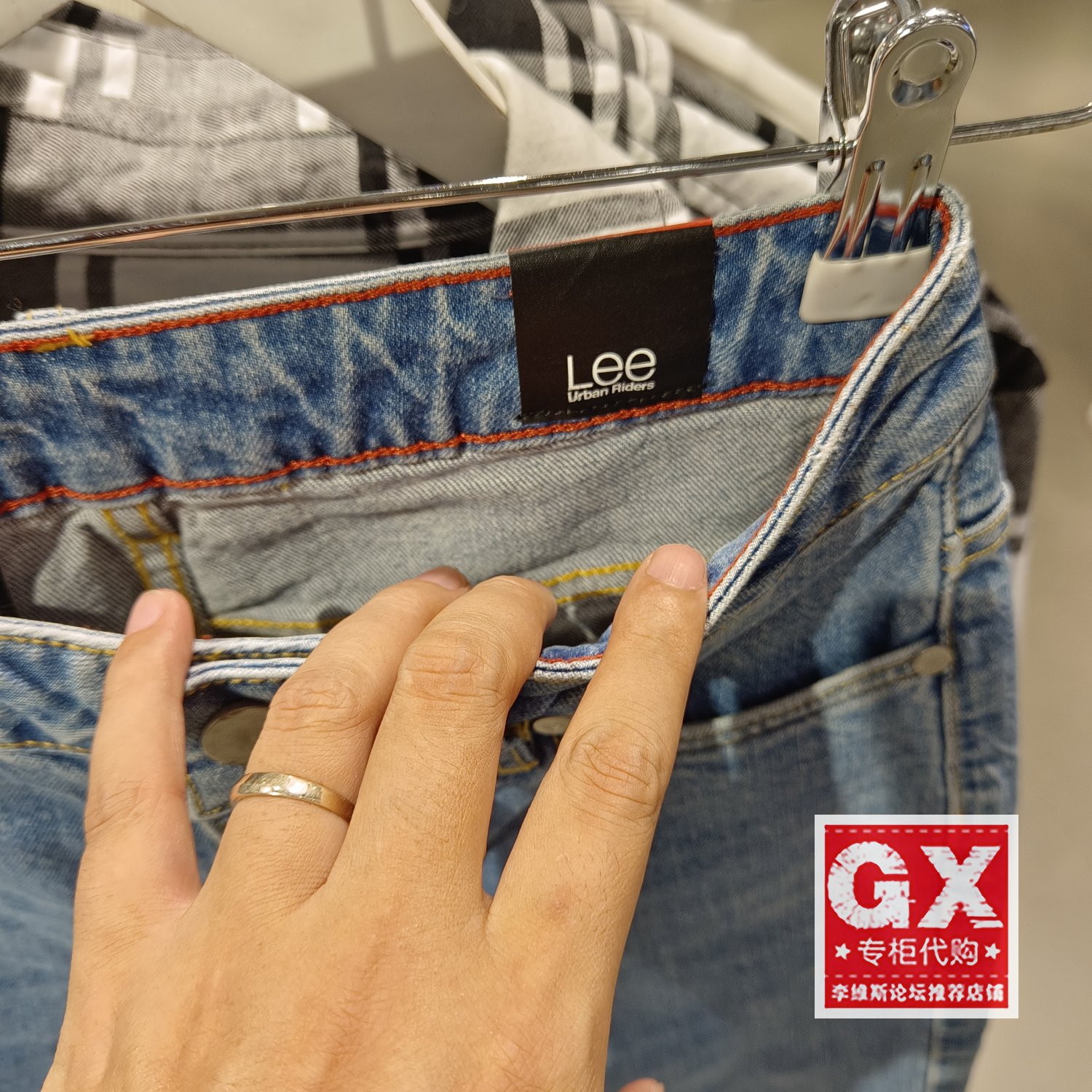 专柜正品李Lee413中腰小直脚浅蓝女时尚毛边牛仔裤LWZ4135PCATG - 图1